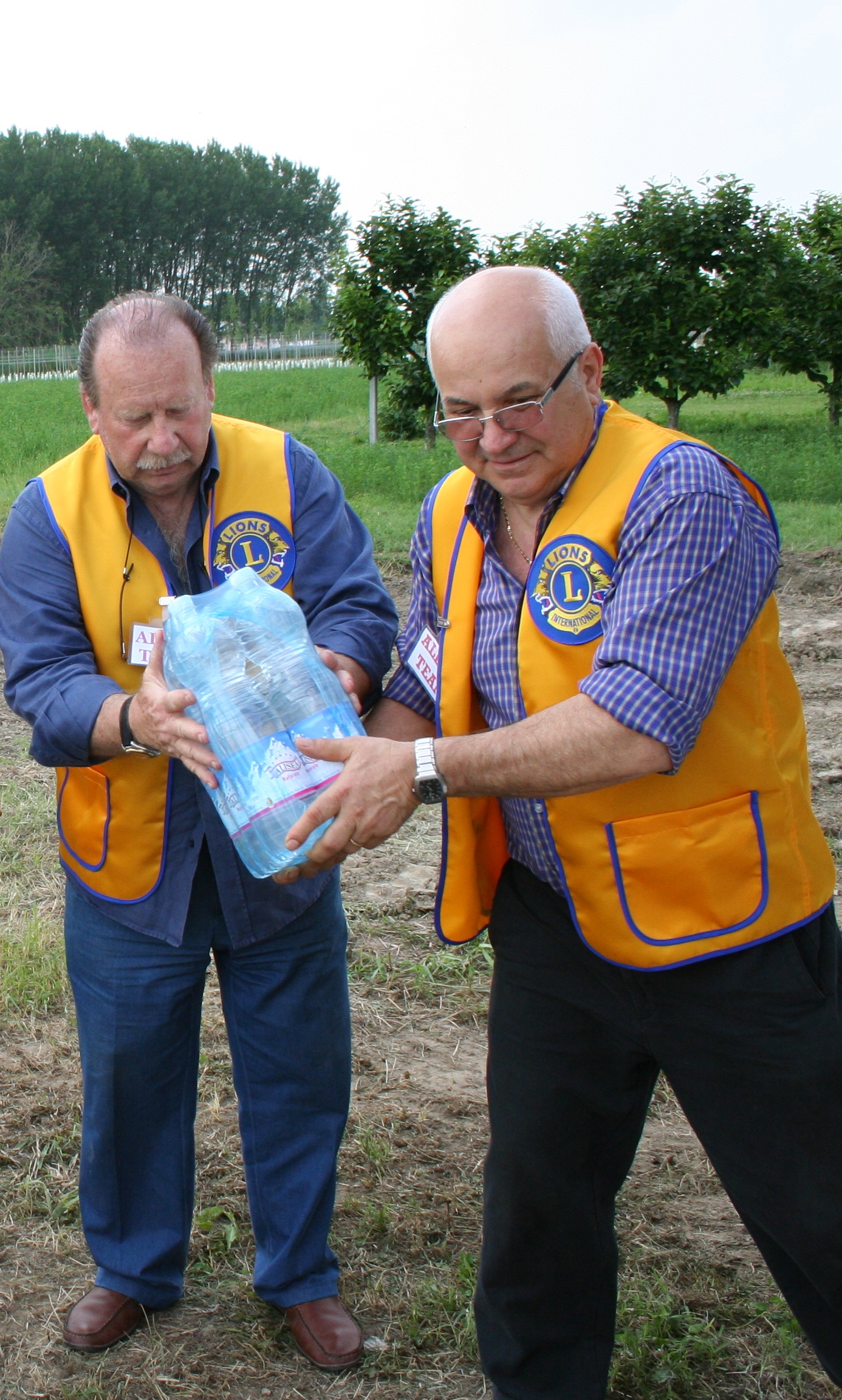 Lions in Italy help after earthquake